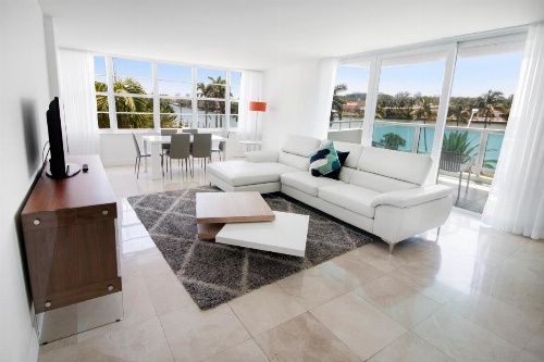 Seacoast Suites on Miami Beach image 9